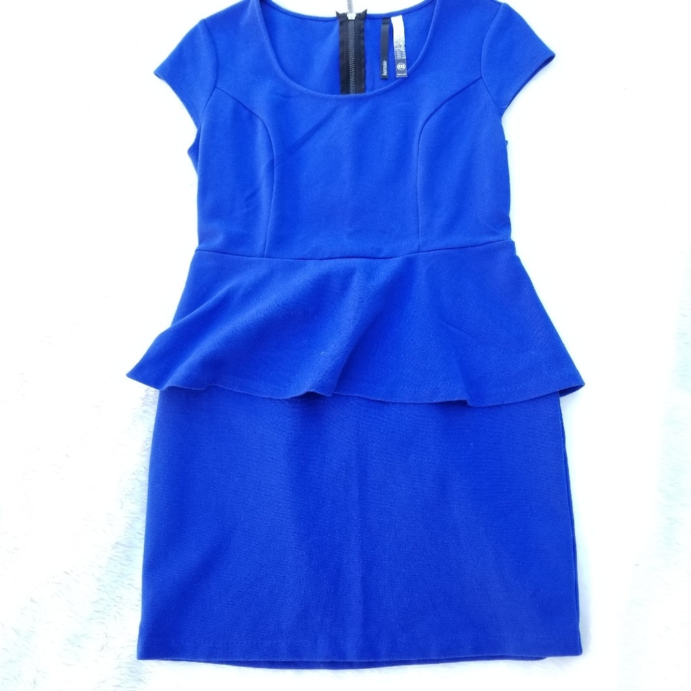 Kenzie blue peplum cocktail dress size M